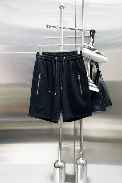 Picture of LV Short Pants _SKULVM-3XLxetr7618375